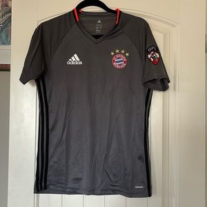 Gently used men's soccer shirt